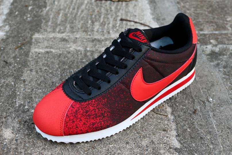 Nike Cortez 2014 Femme Prix Usine Nouveau Nike Cortez Grise 2014 Gradient Rouge Noir
